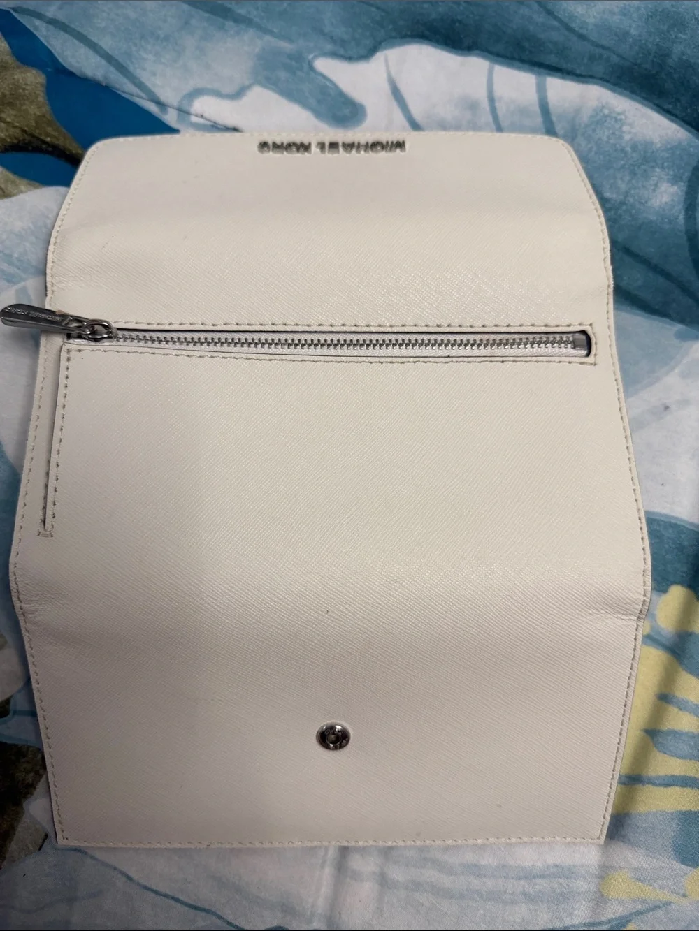 Michael Kors White Saffiano Leather Trifold Wallet with Silver Logo